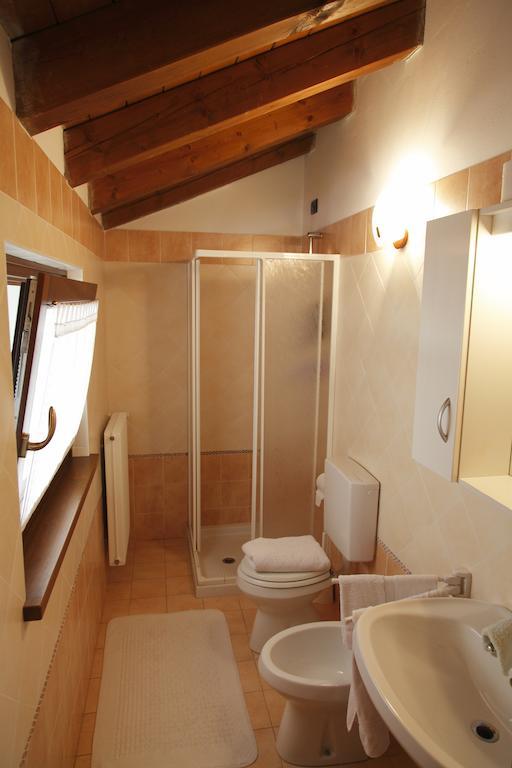Sentiero Valinis Bed & Breakfast Fanna Oda fotoğraf